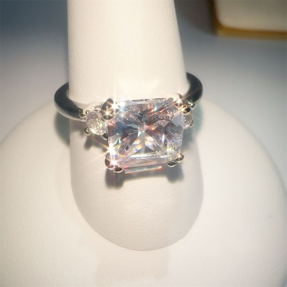 Silver Plated Cubic Zirconia Wedding Ring Size 8 - Picture 5 of 7